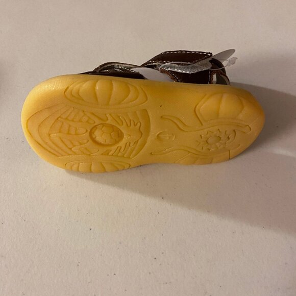 Toot Skooters Inc. Baby Boy Brown Sandals - Picture 6 of 6